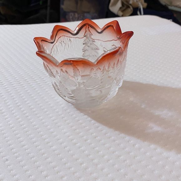 Vtg Mikasa Glass Red to Clear Tulip Christmas Tealight Candle Holder Bowl - Picture 7 of 10